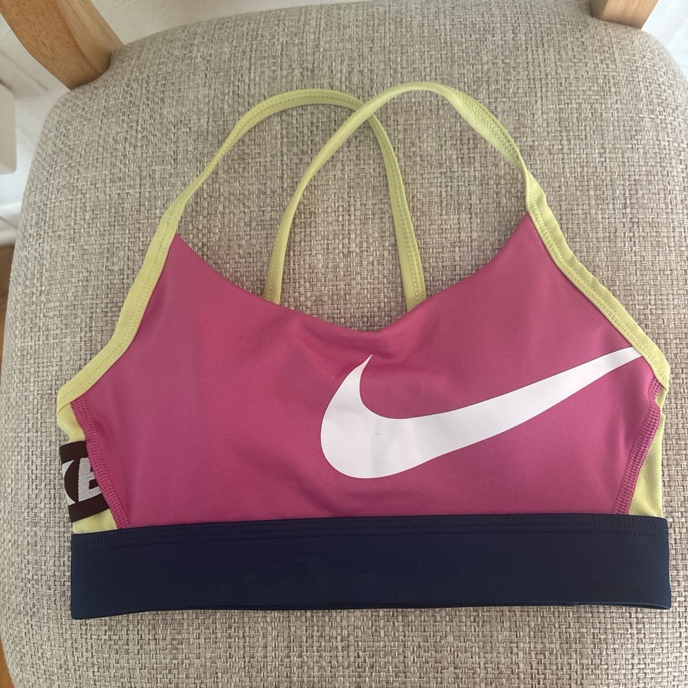 Small Nike Sporta Bra!
